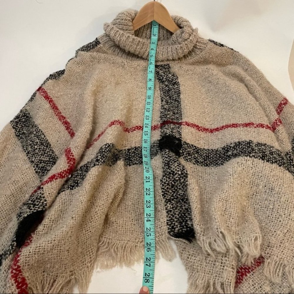 Hayden Los Angeles Plaid Cowl Neck Poncho huge cozy shawl - Picture 4 of 5